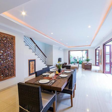 White Lotus Villas Seminyak エクステリア 写真