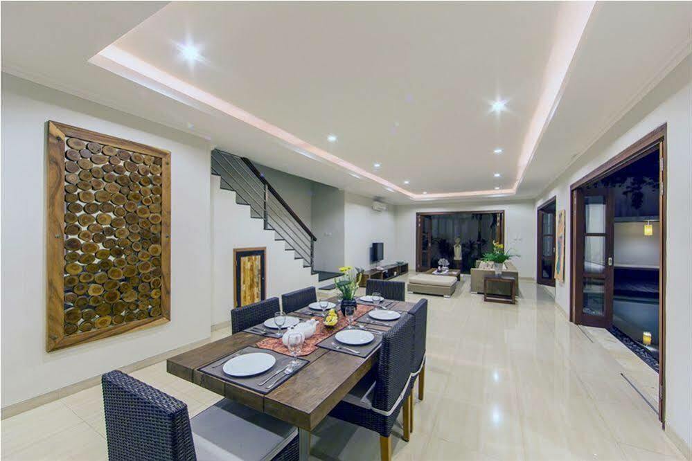 White Lotus Villas Seminyak エクステリア 写真